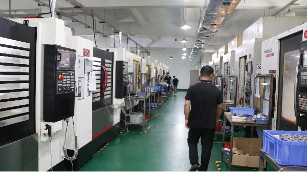 如何避免和解決cnc機加工過程中的質(zhì)量缺陷和損壞？