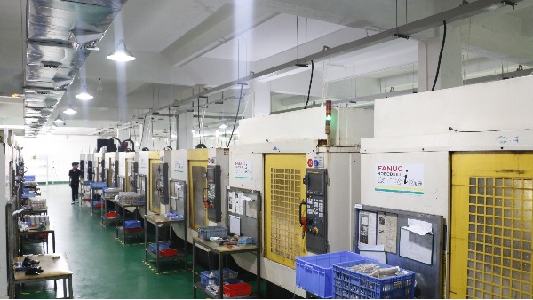 為什么精密CNC加工的機(jī)床通常放置在一樓？