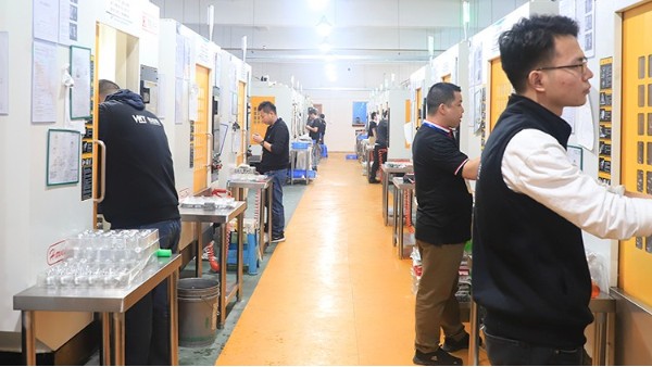 cnc機(jī)加工廠家是如何保證客戶交貨期和滿意度？