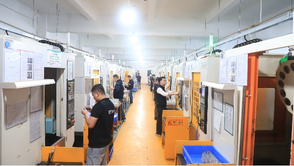 cnc加工廠家如何通過(guò)內(nèi)部審查和評(píng)估機(jī)制持續(xù)改進(jìn)質(zhì)量和效率？